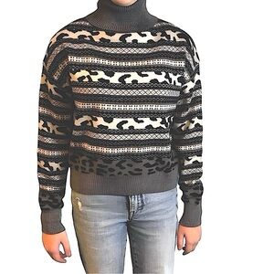 John + Jenn Size S Fair Isle Leopard Print Turtleneck Sweater Cropped Knit Gray